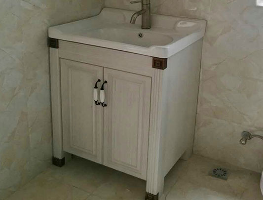 鋁師傅全鋁家居衛(wèi)生間浴室柜圖片 鋁師傅全鋁家居衛(wèi)生間浴室柜圖片