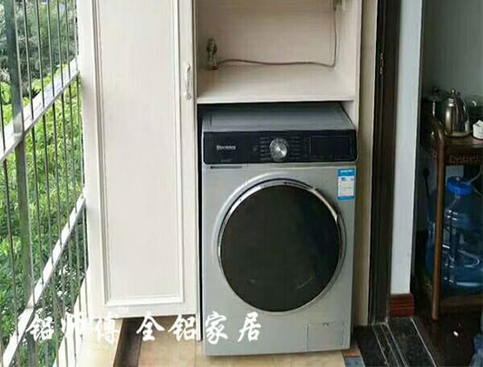 鋁師傅陽(yáng)臺(tái)全鋁家具多功能洗衣機(jī)浴室柜裝修效果圖
