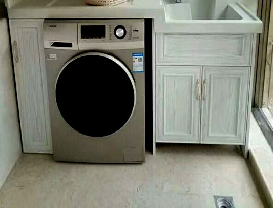 鋁師傅陽臺(tái)全鋁洗衣機(jī)浴室柜裝修效果圖